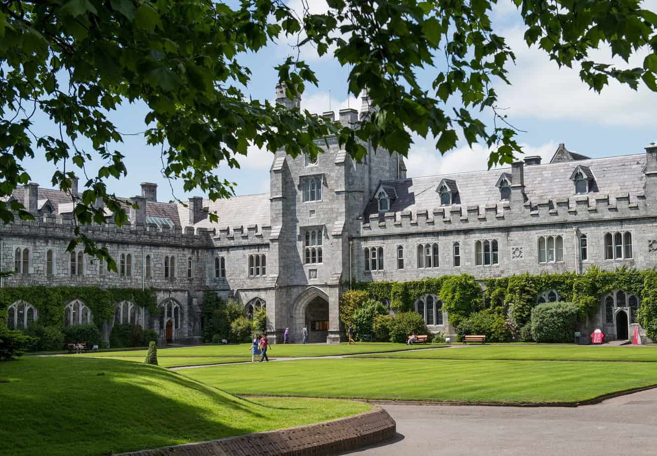 Universidad Colegio Cork